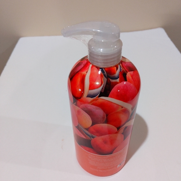 NEW HOMEWORX, Harry Slatkin & Co., Farmstand Peach Hydrating Body Wash 34 Oz - Picture 6 of 6